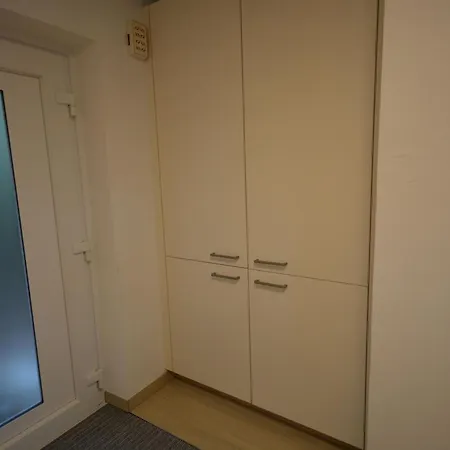 Semesterbostad Haus Utsicht Kobbelluck
